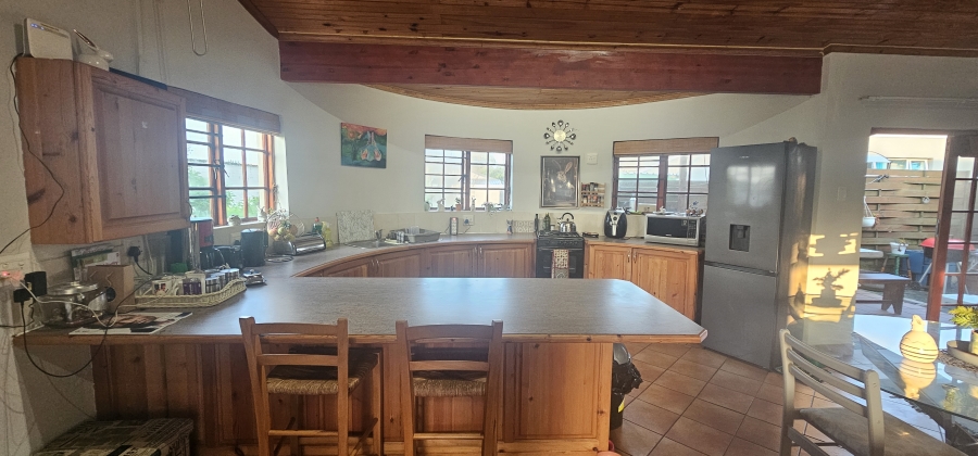 2 Bedroom Property for Sale in Sunrise On Sea Eastern Cape